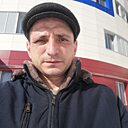 Знакомства: Дмитрий, 31 год, Сургут
