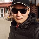 Знакомства: Улугбек, 31 год, Симферополь