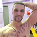 Знакомства: Денис Гурин, 44 года, Москва