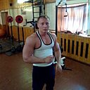 Знакомства: Максим, 32 года, Усинск