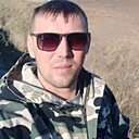 Знакомства: Лёшик, 34 года, Шахтерск