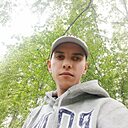 Знакомства: Иван, 23 года, Калуга