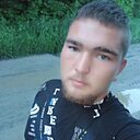 Знакомства: Богдан, 22 года, Ровеньки
