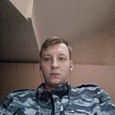 Знакомства: Данил, 23 года, Хабаровск