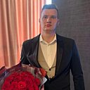 Знакомства: Олег, 34 года, Волжск