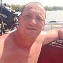 Знакомства: Максим, 34 года, Новозыбков