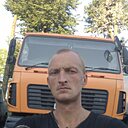 Знакомства: Олег, 34 года, Дрибин