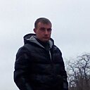 Знакомства: Толик, 33 года, Новокубанск
