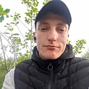 Знакомства: Гриша, 28 лет, Чернигов