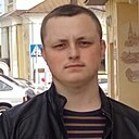 Знакомства: Илья, 22 года, Боровск
