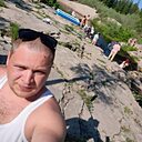 Знакомства: Андрей, 31 год, Покровск
