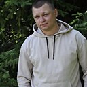 Знакомства: Виталик, 33 года, Валуйки