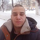 Знакомства: Артем, 27 лет, Миллерово