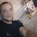 Знакомства: Евгений, 32 года, Саяногорск