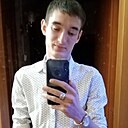 Знакомства: Ростислав, 23 года, Петровск-Забайкальский