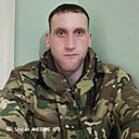 Знакомства: Максим, 28 лет, Старобельск