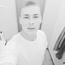 Знакомства: Максим, 26 лет, Буинск
