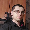 Знакомства: Виктор, 28 лет, Краснотурьинск