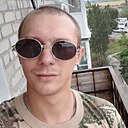 Знакомства: Вячеслав, 27 лет, Ужгород
