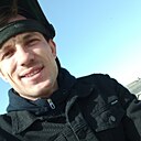 Знакомства: Алекс, 28 лет, Лисаковск