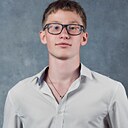 Знакомства: Кирилл, 18 лет, Москва