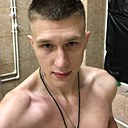 Знакомства: Кирилл, 21 год, Москва