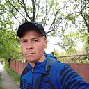 Знакомства: Игорь, 32 года, Медведовская