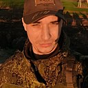Знакомства: Максим, 31 год, Луганск
