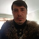 Знакомства: Виктор, 39 лет, Ноябрьск