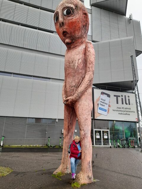 в хельсинки тоже есть статуя п. мальчика