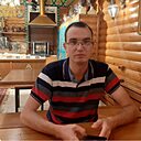 Знакомства: Рамиль, 33 года, Лесосибирск