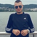 Знакомства: Илья, 23 года, Партизанск