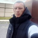 Знакомства: Виталя, 35 лет, Ачинск