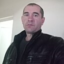 Знакомства: Виталик, 38 лет, Новоельня