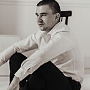 Знакомства: Евгений, 30 лет, Кобрин