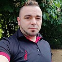 Знакомства: Alex, 35 лет, Botoșani
