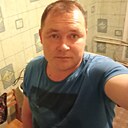 Знакомства: Viktor, 34 года, Уржум