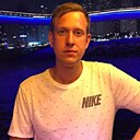 Знакомства: Валерий, 28 лет, Орск