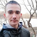 Знакомства: Максим, 26 лет, Елец