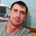 Знакомства: Илья, 37 лет, Магадан