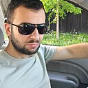 Знакомства: Ionut, 31 год, Timișoara