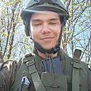 Знакомства: Илья, 18 лет, Донецк