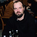 Знакомства: Александр, 37 лет, Новомосковск