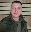 Знакомства: Виталий, 32 года, Калининград