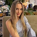 Знакомства: Людмила, 29 лет, Москва