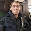 Знакомства: Иван, 31 год, Магадан