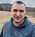 Знакомства: Дмитрий, 28 лет, Харцызск