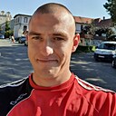 Знакомства: Krzysztof, 32 года, Олава