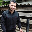 Знакомства: Максим, 37 лет, Брюховецкая