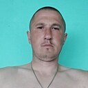 Знакомства: Олександр, 33 года, Кельменцы